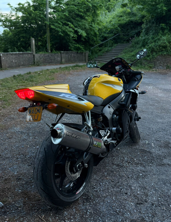 Yamaha yzf-r6 09/06/25